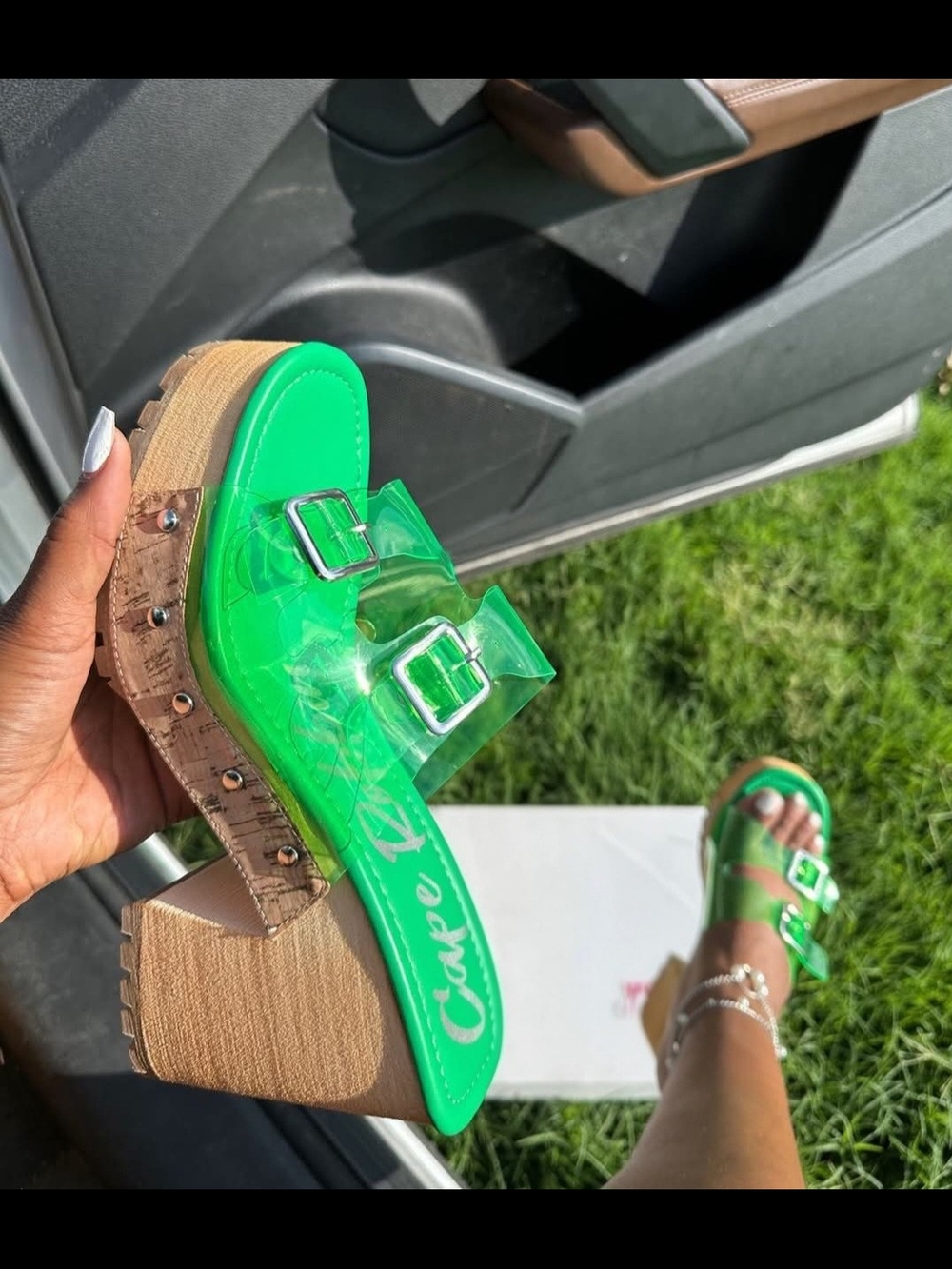 Cape Robbin Green Clear Double Buckle Platform Mule Sandals 7